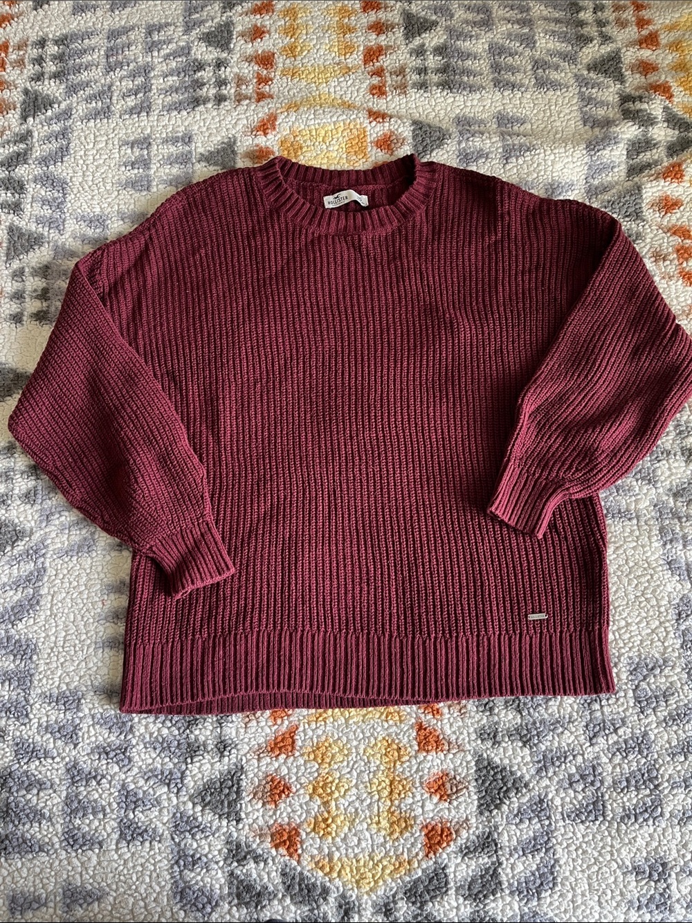 Hollister Women's Ribbed Crewneck Sweater in Burgundy